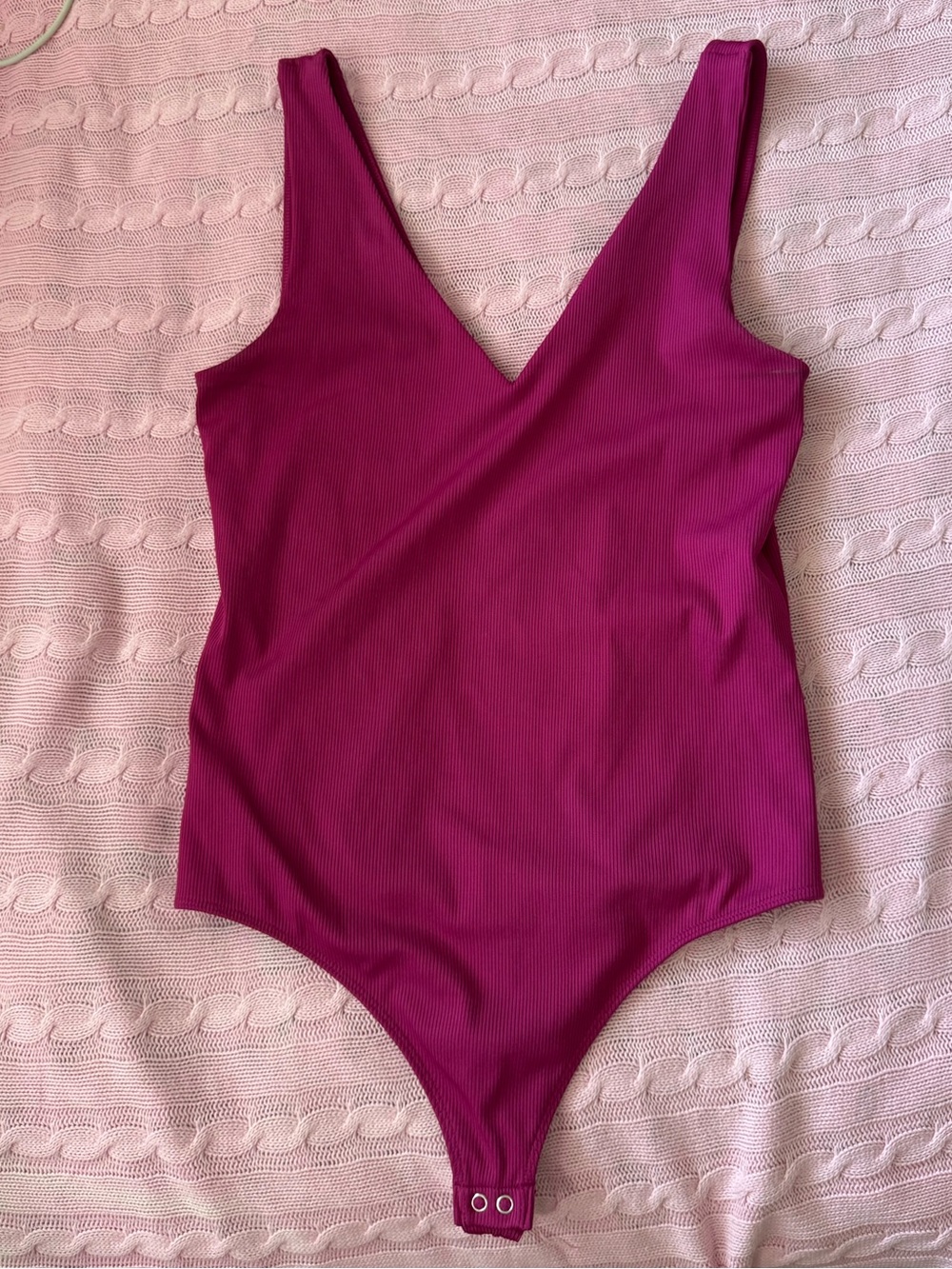 Express Magenta Ribbed V-Neck Bodysuit